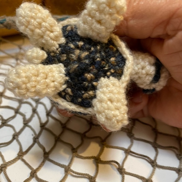 Crochet Cream & Blue Lava Bead Essential Oil Diffuser Gopher Turtle Ornament SK - Picture 5 of 5